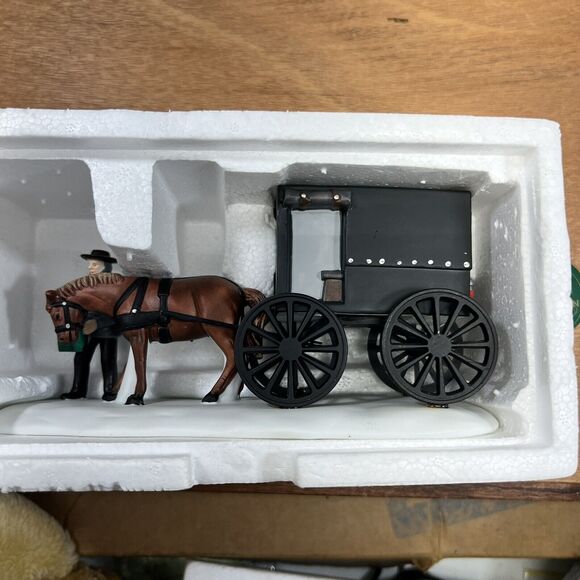 Heritage Village Dept 56 Amish Buggy #5949-8 NEEDS FIXED Carriage Glued See Pics - Picture 5 of 16